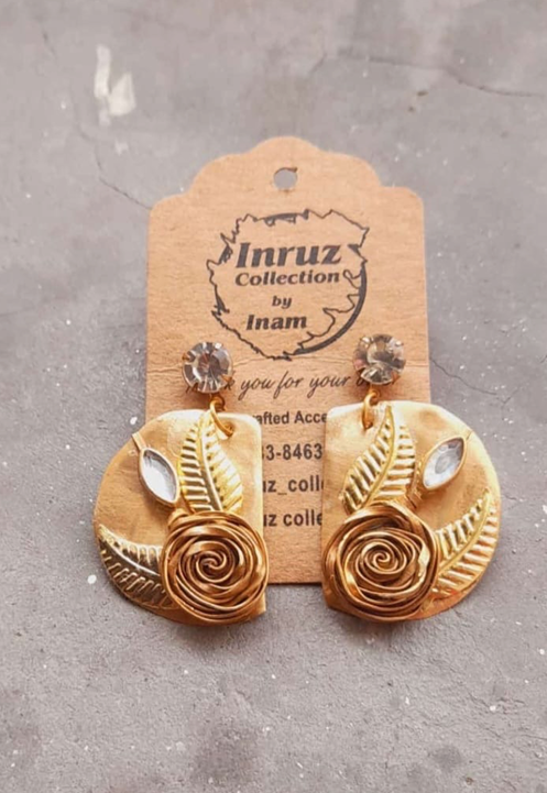 Metal Base D-Shape Rose Plant Earrings – Embellished with Flat Wires (IR224)